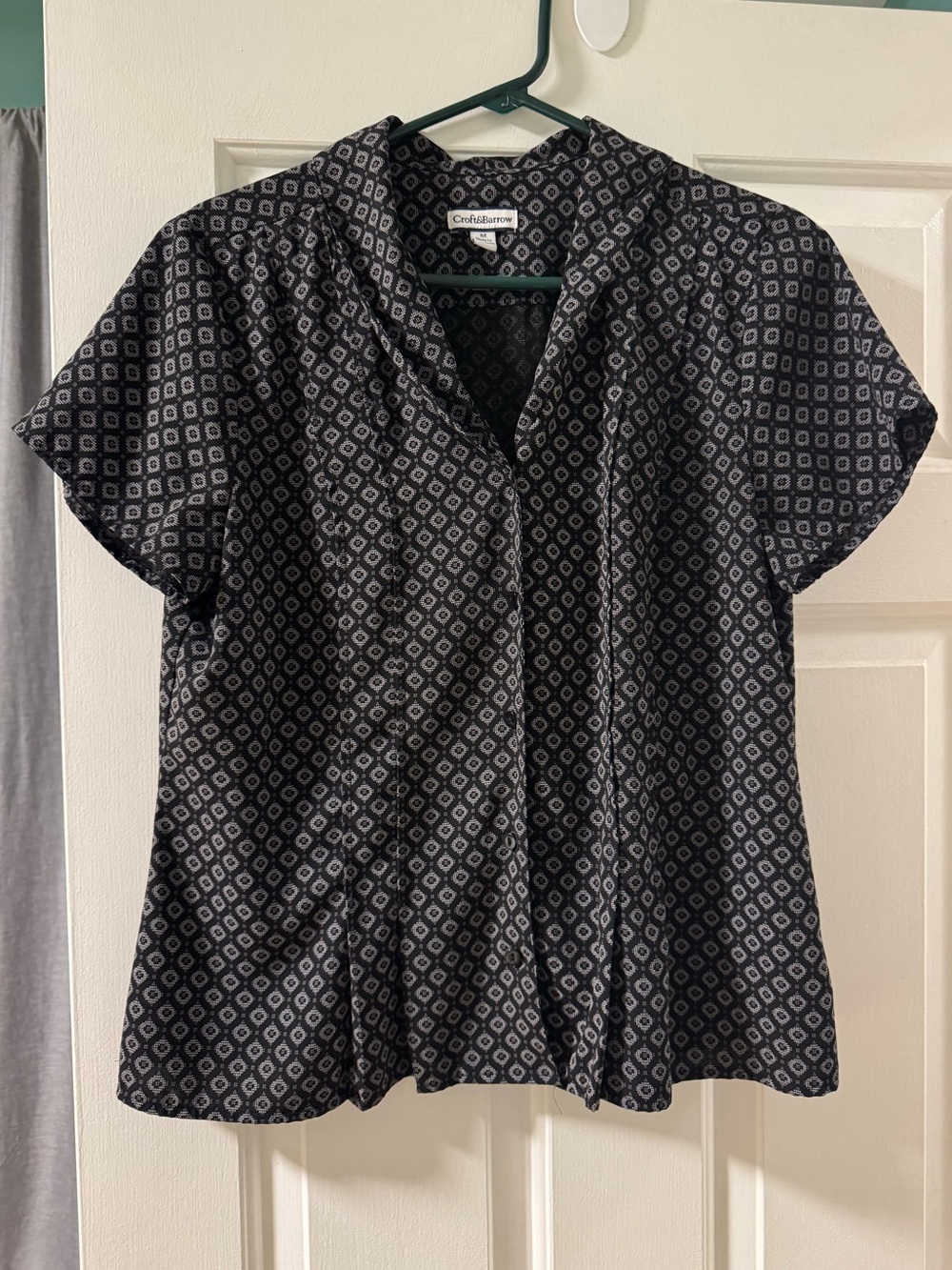 croft & barrow Black and White Diamond-Print Short Sleeve Blouse